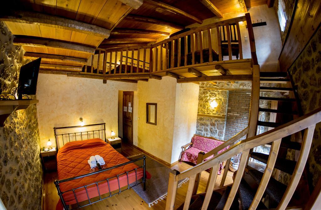 Pigi Tarlampa Hotel Ano Trikala Eksteriør bilde